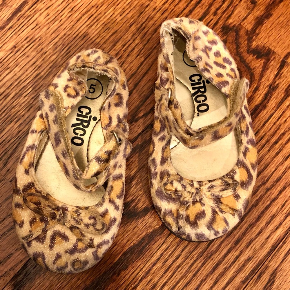 Circo Animal Print Ballet Flat. Size 5.